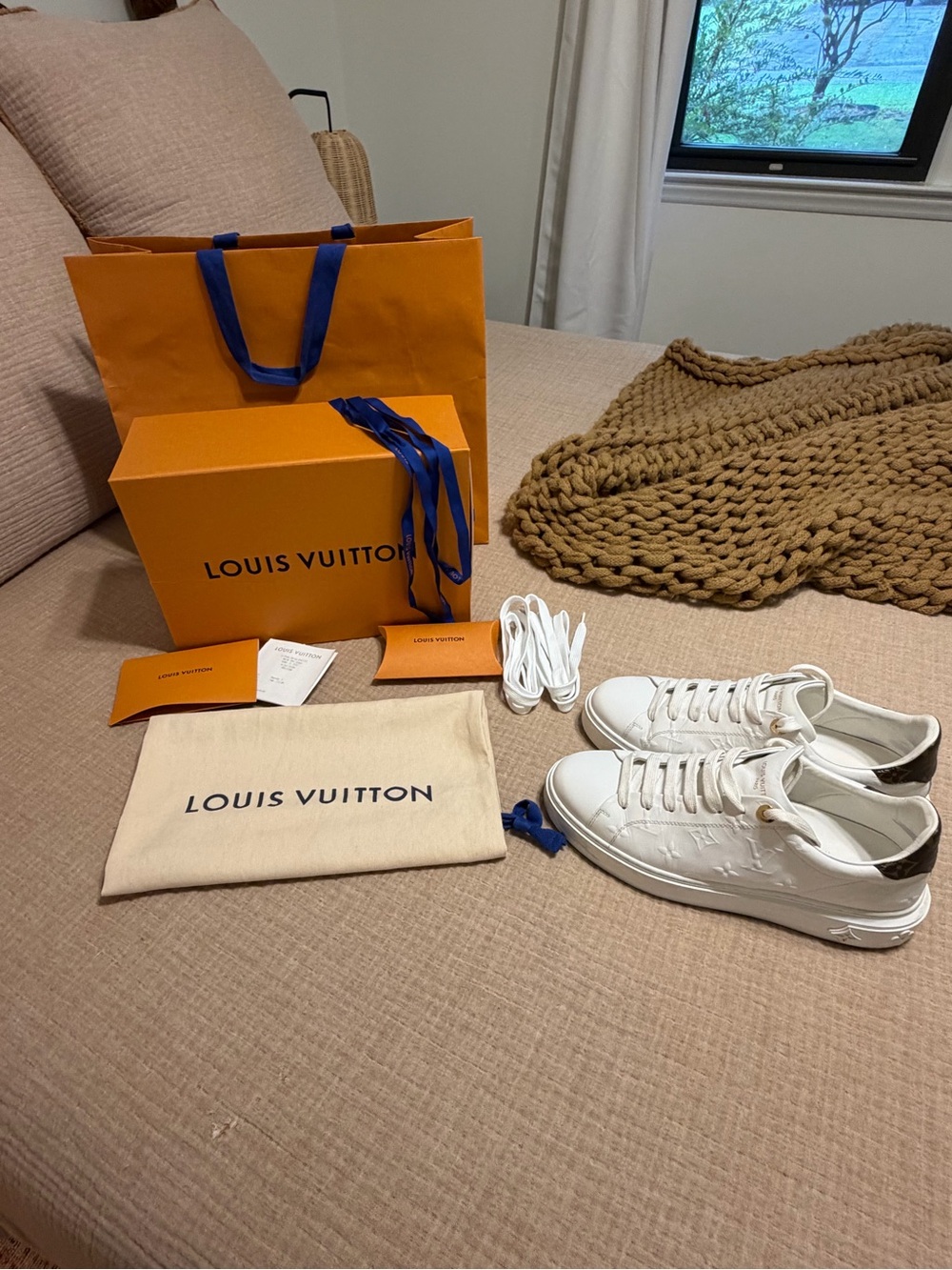 Louis Vuitton White Leather Low-Top Sneakers with Brown Heel Tab